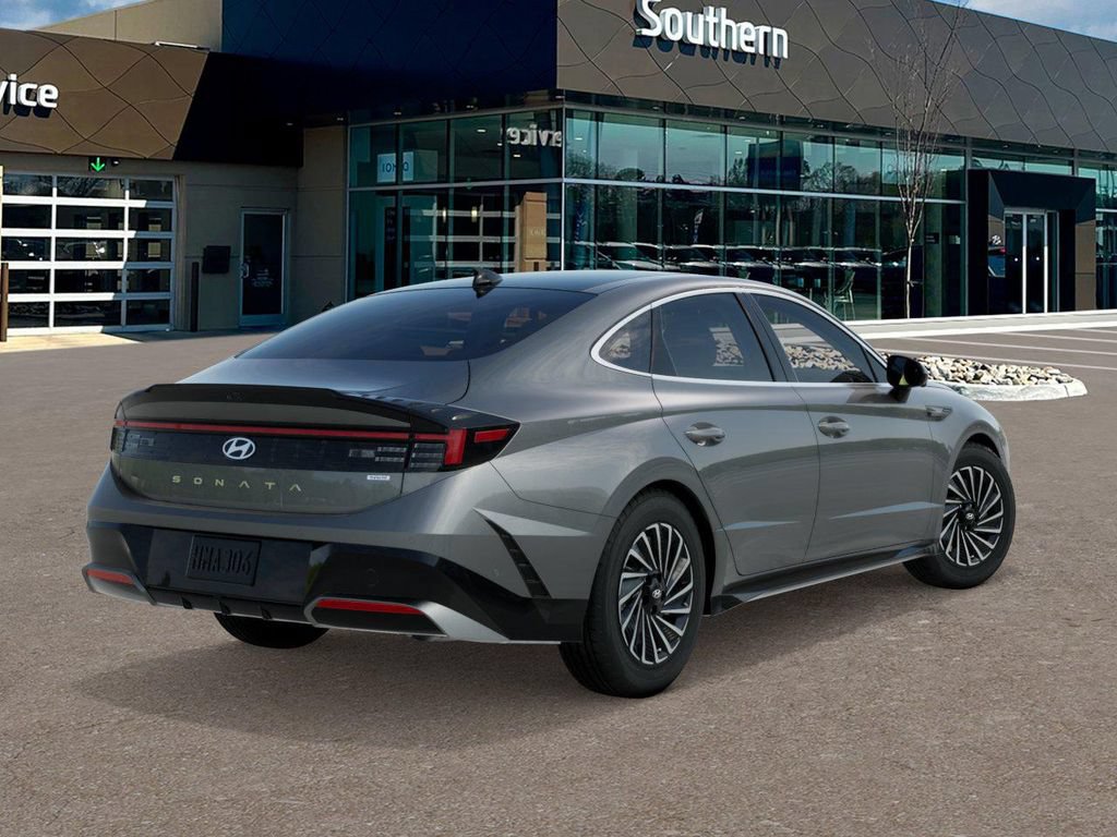 New 2026 Hyundai Sonata Limited FWD image 4