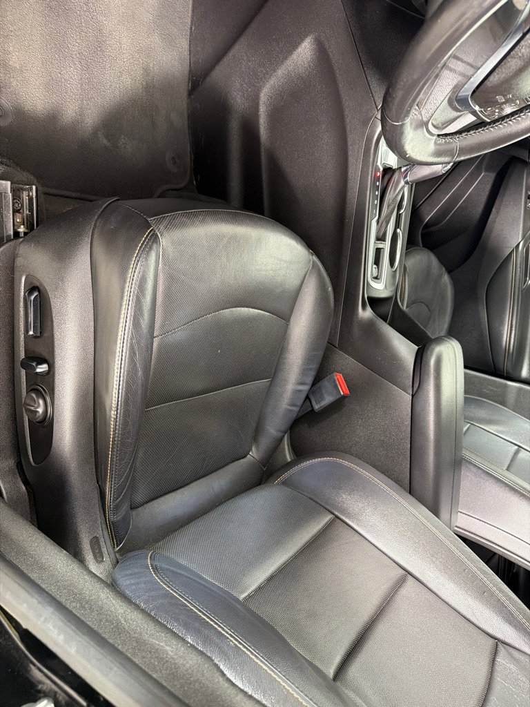 Used 2018 Chevrolet Equinox Premier FWD image 10
