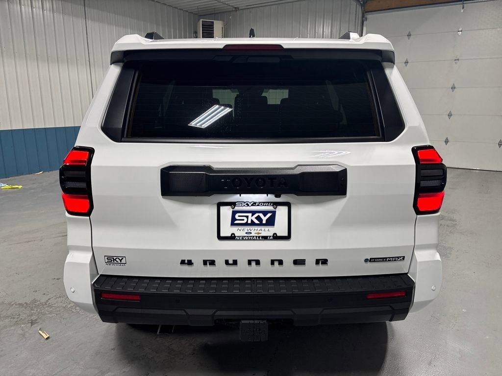 Used 2025 Toyota 4Runner Limited image 16
