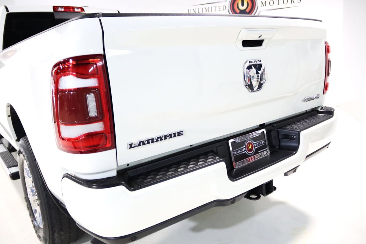 Used 2024 RAM 3500 Laramie image 81