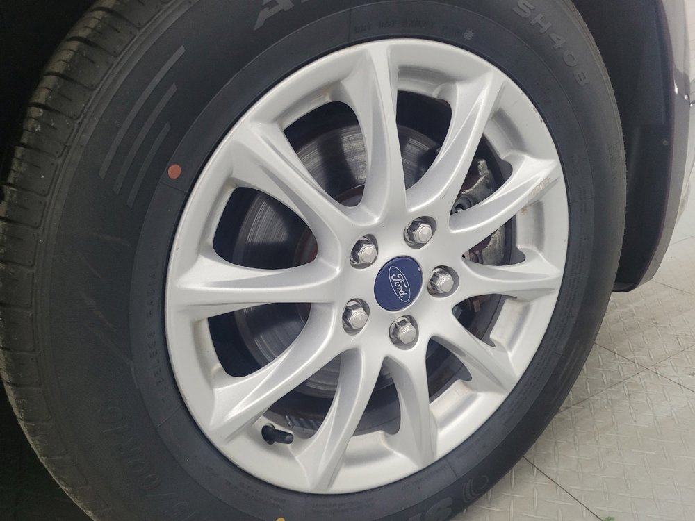 Used 2017 Ford Fusion S FWD image 31