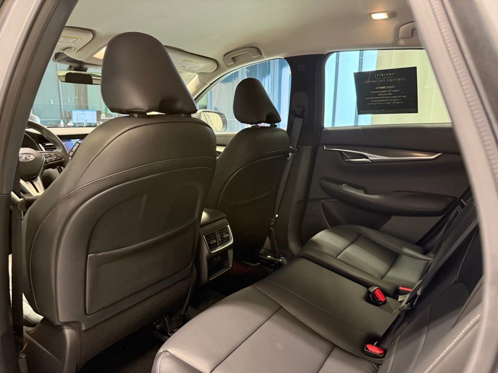 Certified 2025 INFINITI QX50 Pure image 23
