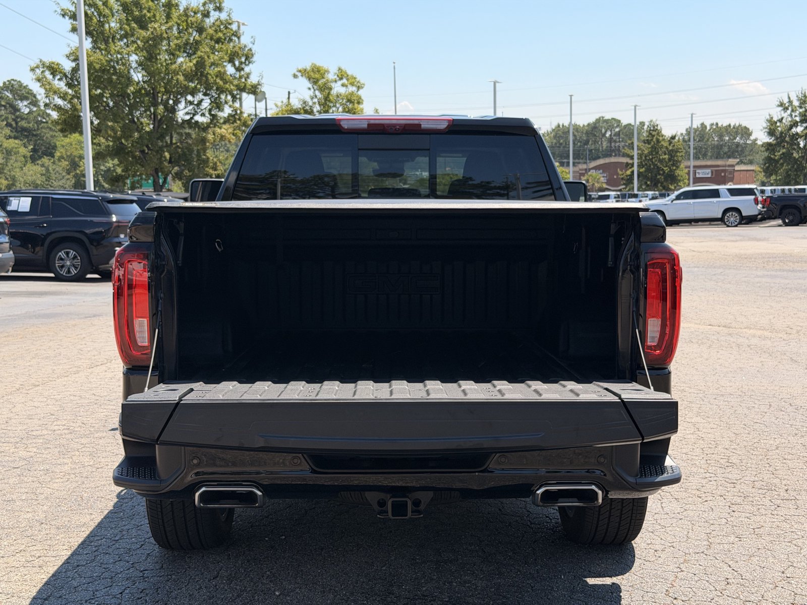Used 2026 GMC Sierra 1500 Denali w/ Denali Reserve Package AWD/4WD image 32