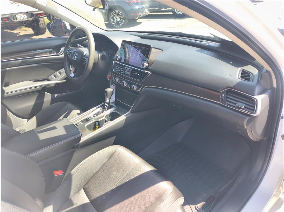Used 2020 Honda Accord EX image 13