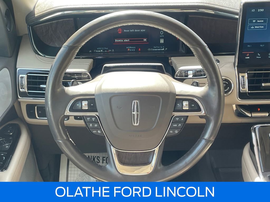 Certified 2023 Lincoln Navigator L Reserve image 18