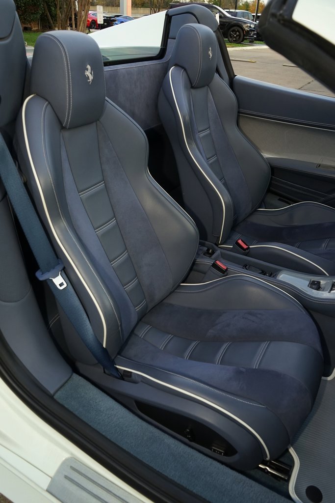 Used 2015 Ferrari 458 Spider image 12