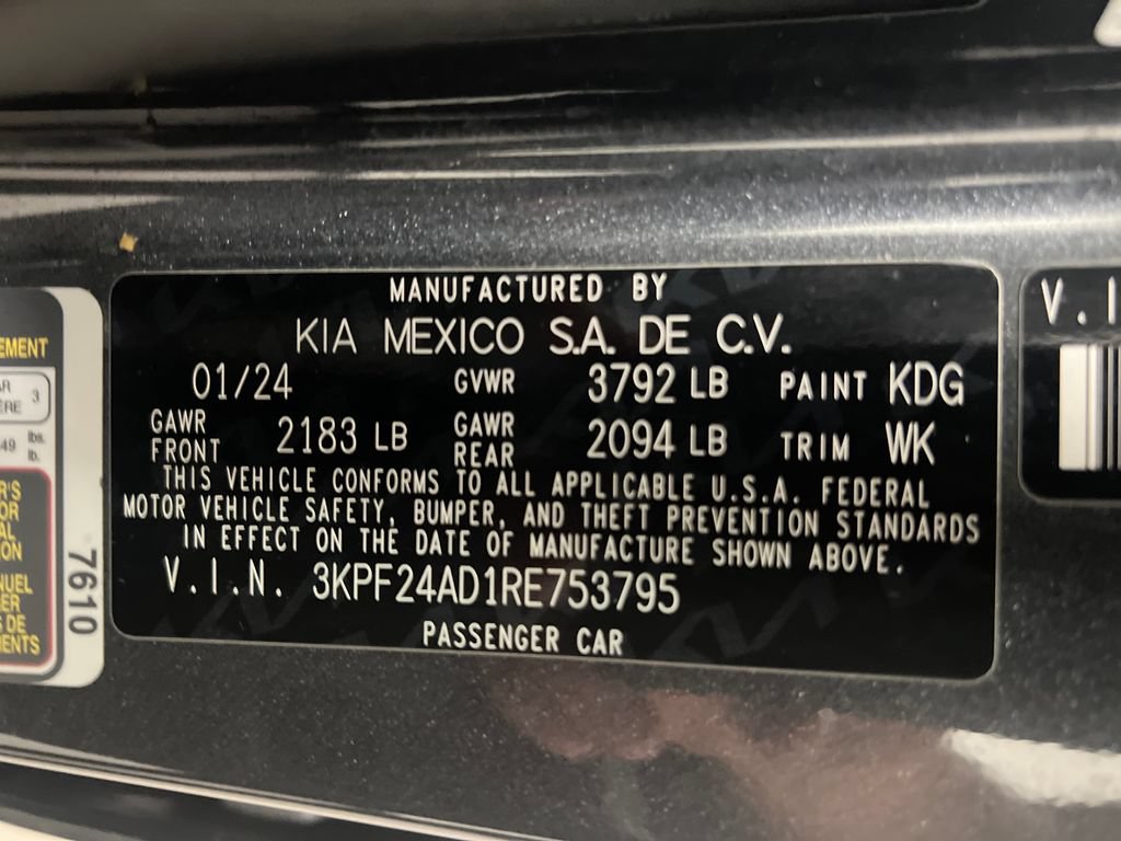 Used 2024 Kia Forte LXS FWD image 32