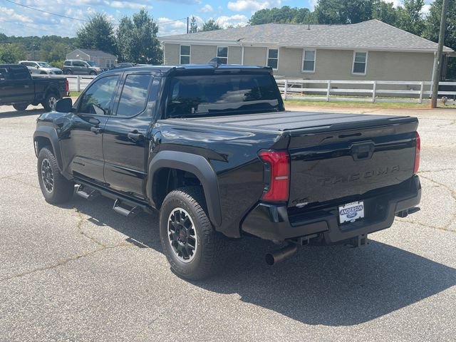 Used 2026 Toyota Tacoma TRD Off-Road AWD/4WD image 7