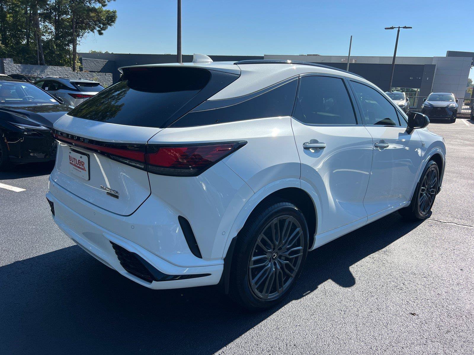 Certified 2023 Lexus RX 500h F Sport w/ Cold Area Package AWD/4WD image 5