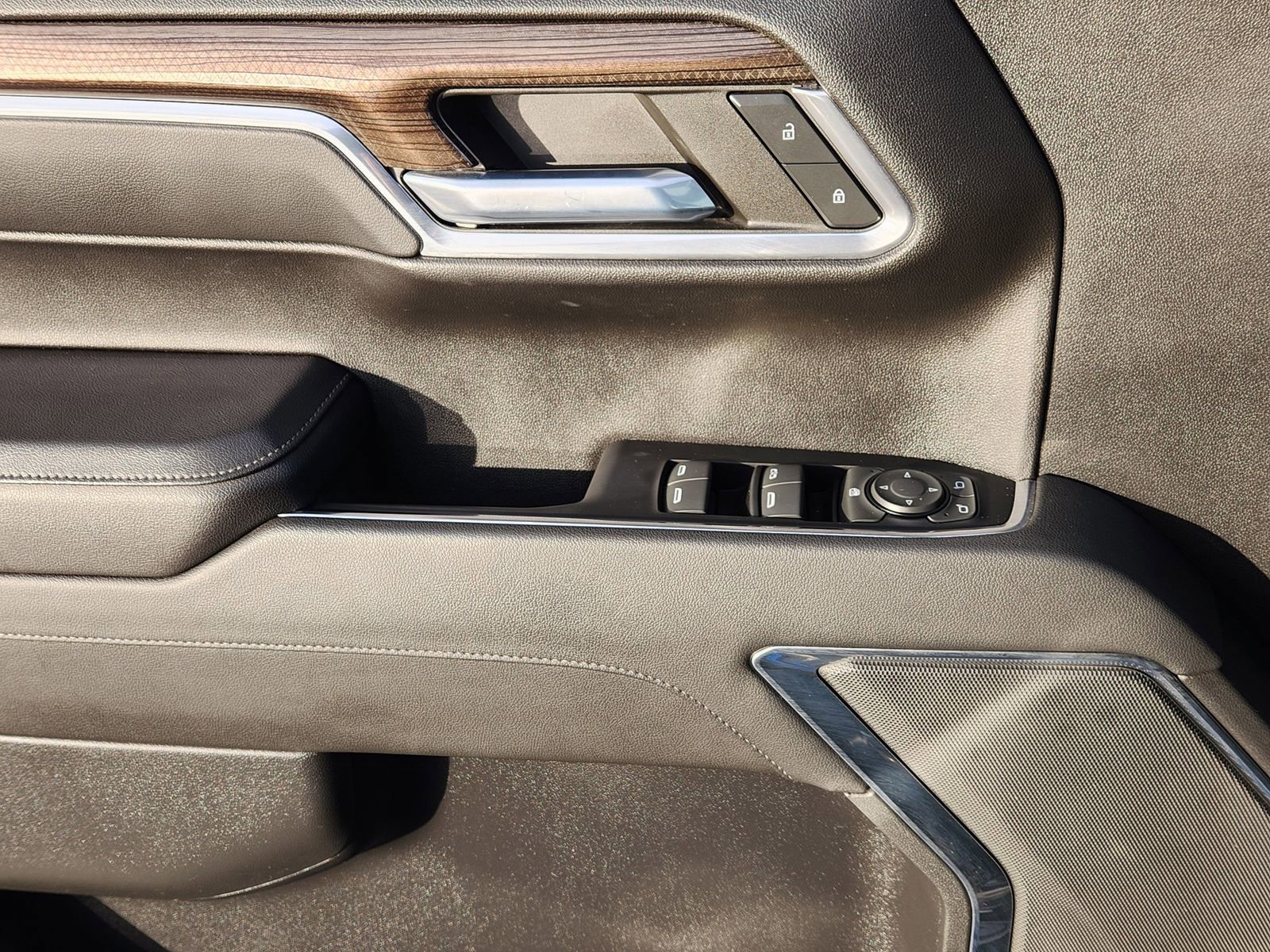 Certified 2022 Chevrolet Silverado 1500 LT Trail Boss w/ Protection Package image 27