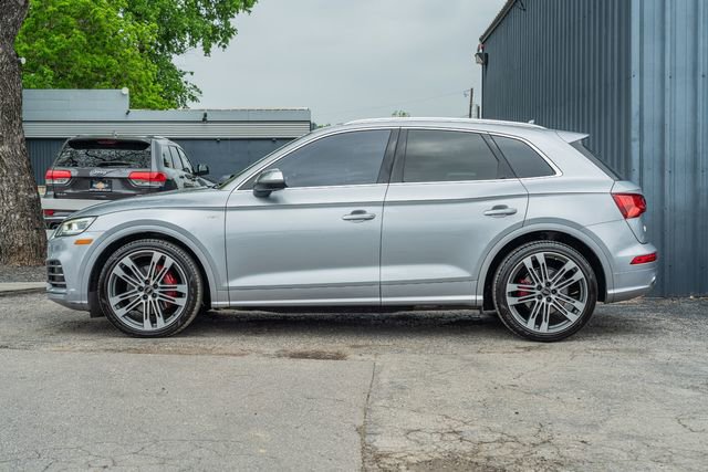Used 2018 Audi SQ5 Prestige w/ Prestige Package image 3