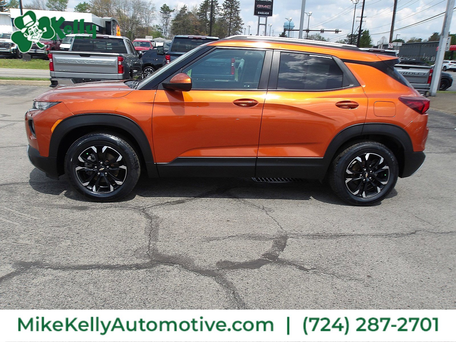 Used 2023 Chevrolet TrailBlazer LT w/ Convenience Package FWD image 4