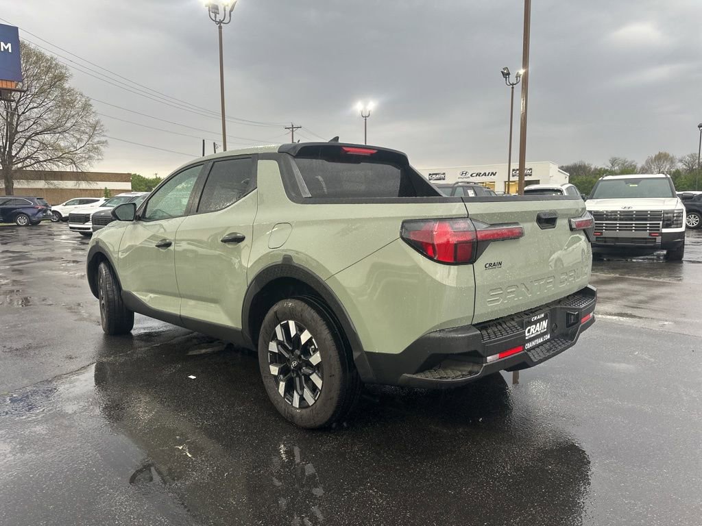 Certified 2025 Hyundai Santa Cruz SE image 8
