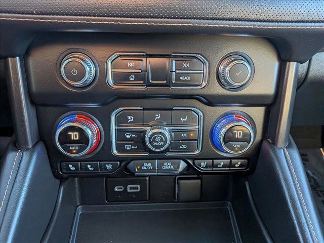 Used 2022 GMC Yukon AT4 AWD/4WD image 15