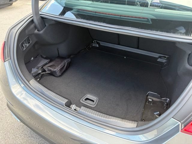Used 2025 Mercedes-Benz C 300 Sedan image 29