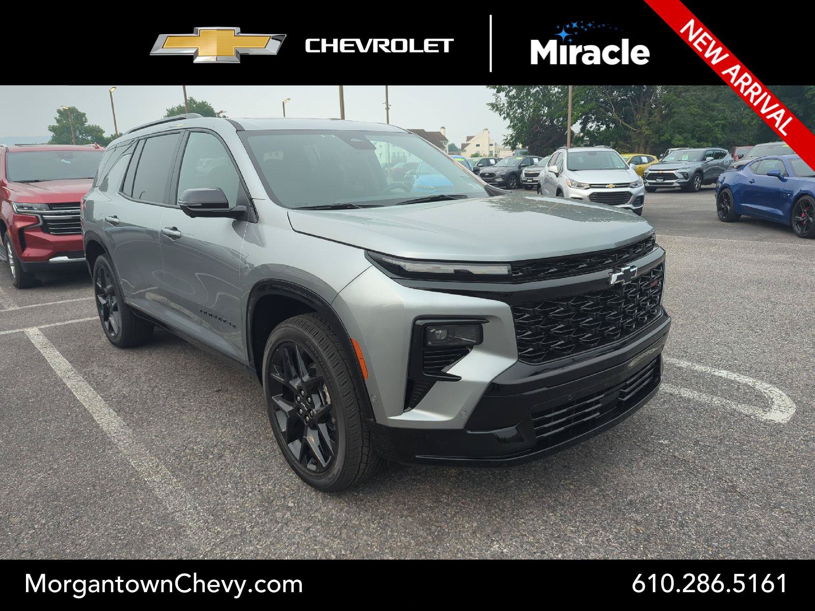 Used 2025 Chevrolet Traverse RS AWD/4WD image 1