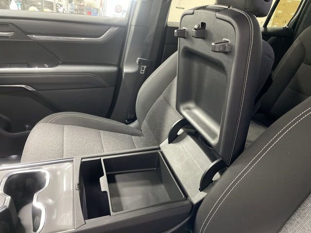 Used 2025 GMC Acadia Elevation FWD image 21