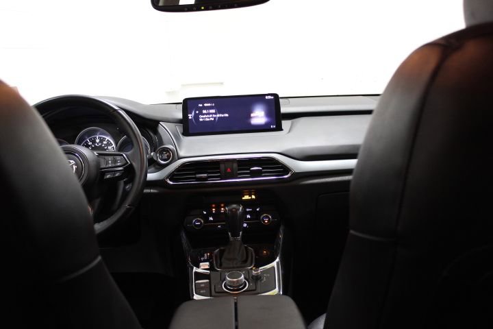 Used 2023 MAZDA CX-9 Touring image 32