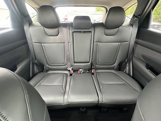 New 2026 Hyundai Tucson Limited FWD image 17