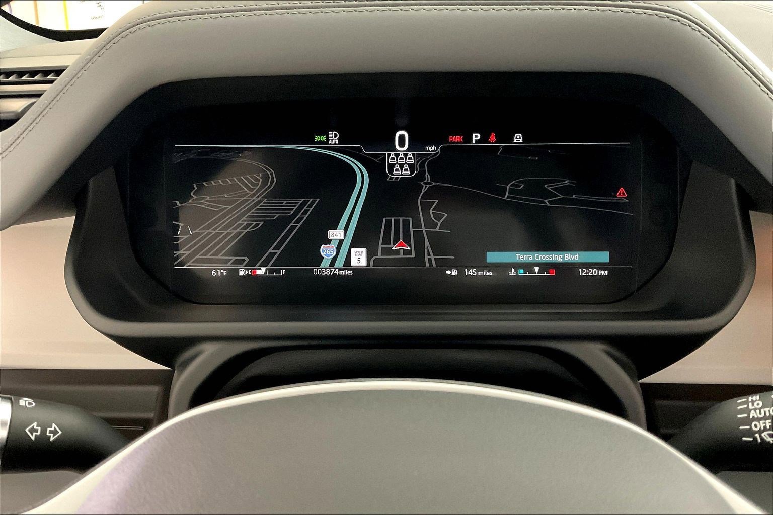 Used 2025 Land Rover Defender 110 X-Dynamic SE image 39