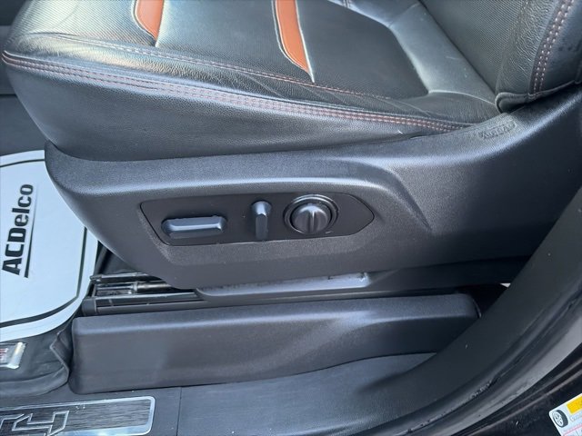 Used 2022 GMC Sierra 1500 AT4 w/ AT4 Premium Package image 11