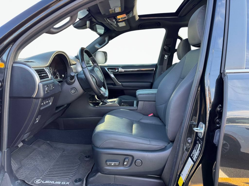 Used 2023 Lexus GX 460 Premium w/ Premium Plus Package AWD/4WD image 16