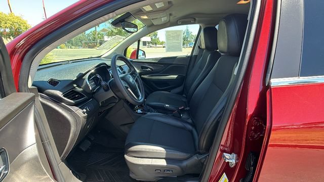 Used 2022 Buick Encore Preferred w/ Safety Package AWD/4WD image 32