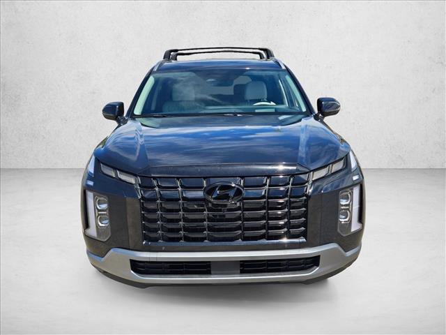 Used 2024 Hyundai Palisade Limited FWD image 2