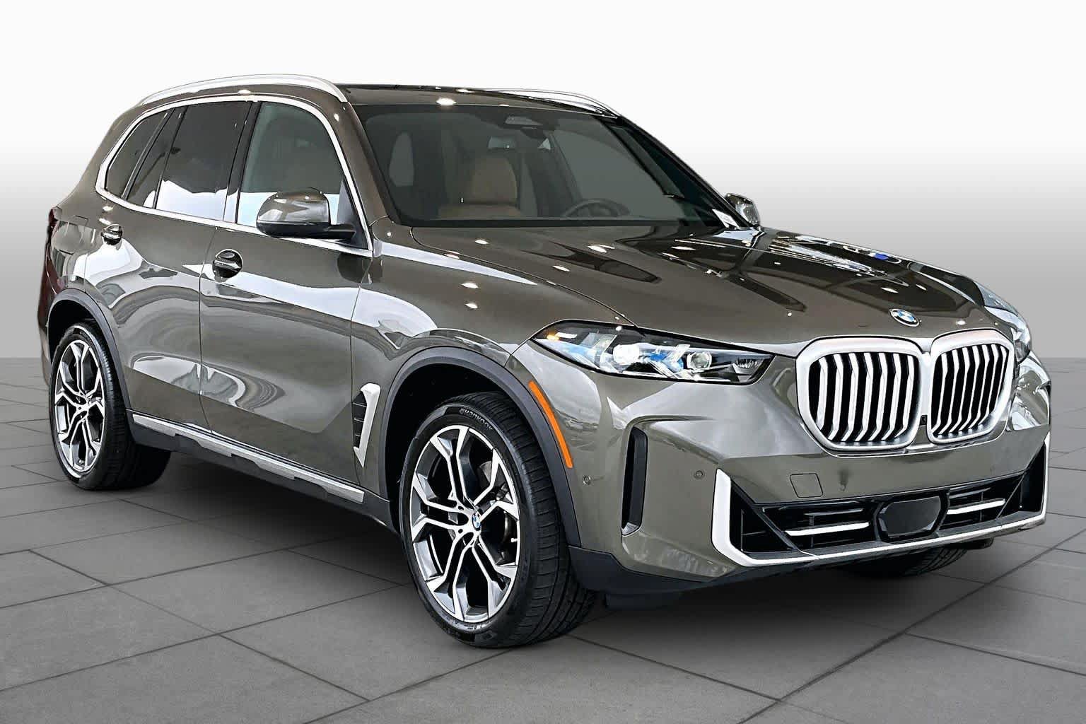 Used 2026 BMW X5 sDrive40i RWD image 2