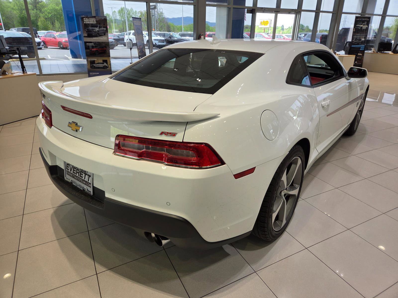 Used 2015 Chevrolet Camaro LT w/ Commemorative Special Edition image 6