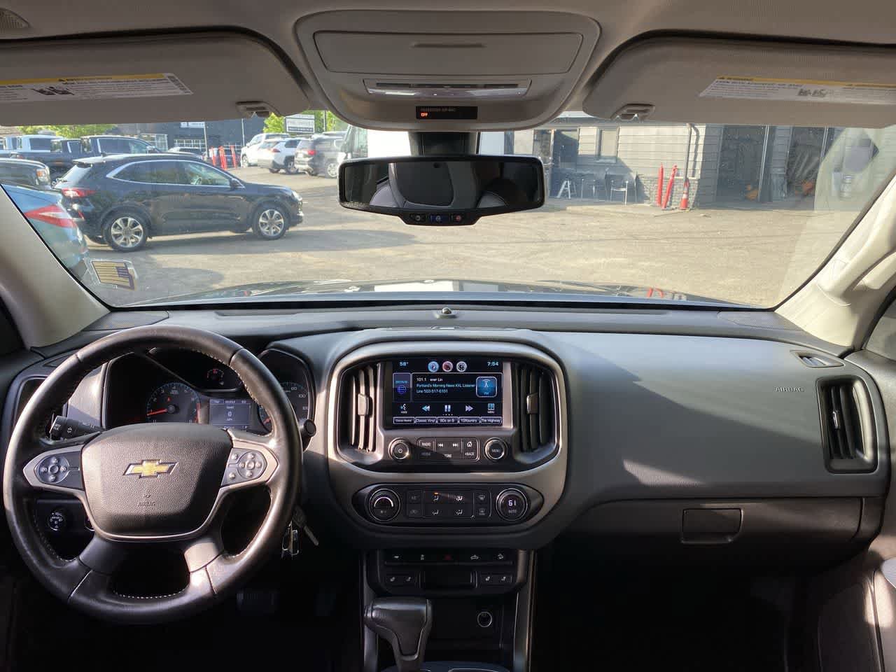 Used 2015 Chevrolet Colorado Z71 AWD/4WD image 12