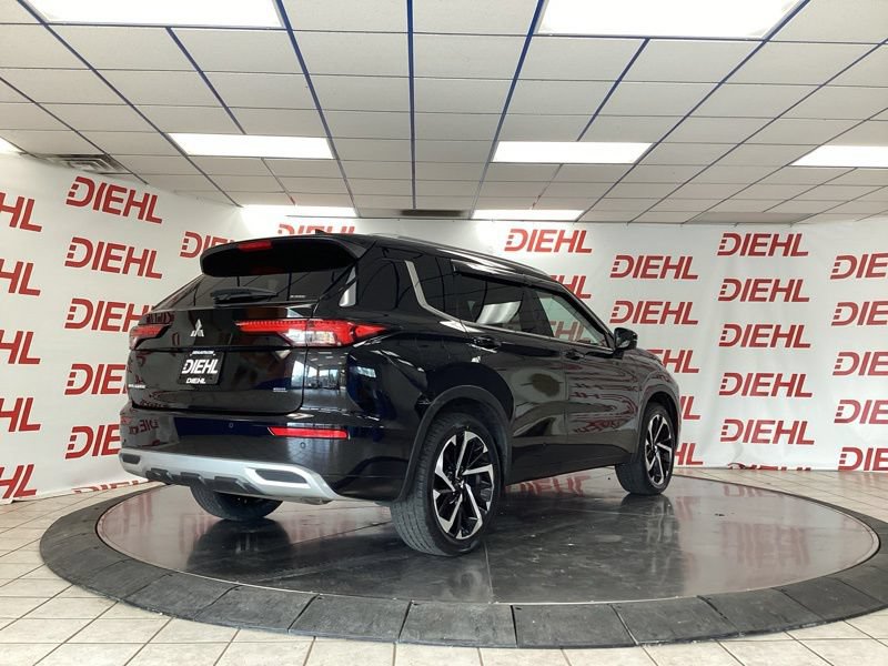 Used 2024 Mitsubishi Outlander SEL AWD/4WD image 7