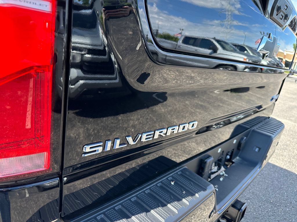 Used 2024 Chevrolet Silverado 2500 ZR2 w/ Technology Package AWD/4WD image 29