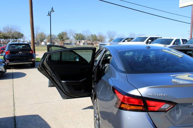 Used 2023 Nissan Altima 2.5 SV w/ SV Premium Package FWD image 35