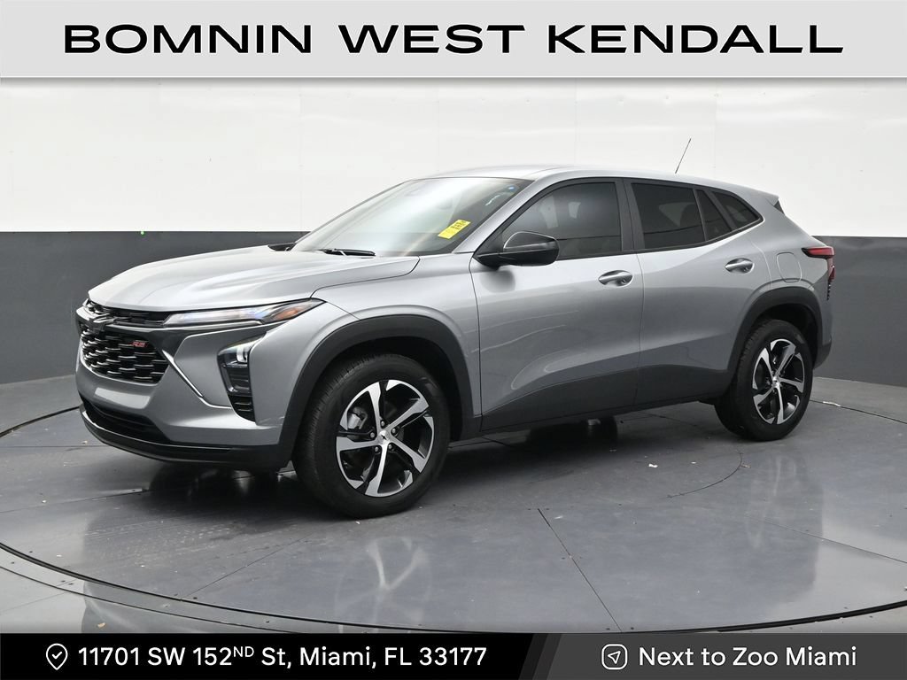 Used 2025 Chevrolet Trax RS