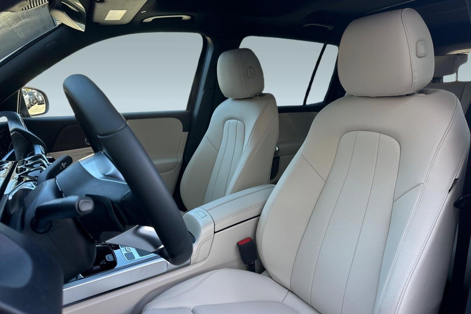 New 2026 Mercedes-Benz GLB 250 image 5