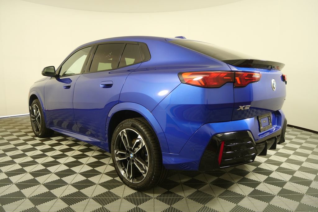 Certified 2025 BMW X2 xDrive28i AWD/4WD image 5
