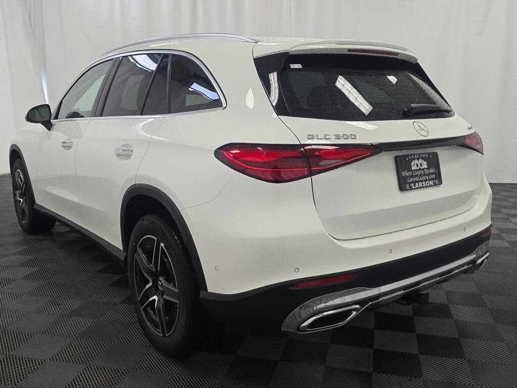 New 2026 Mercedes-Benz GLC 300 4MATIC image 4