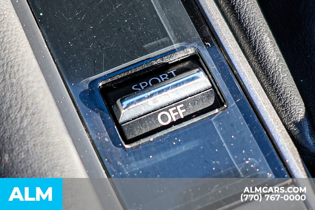 Used 2020 MAZDA MAZDA3 Sedan w/ Select Package image 45