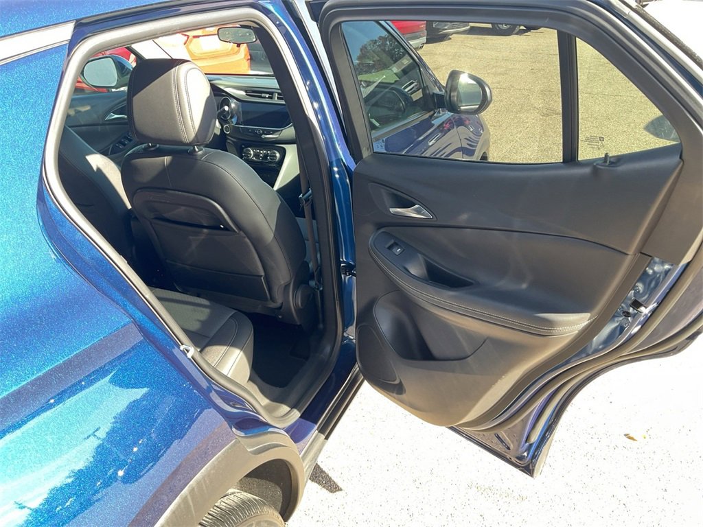 Used 2023 Buick Encore GX Select image 16