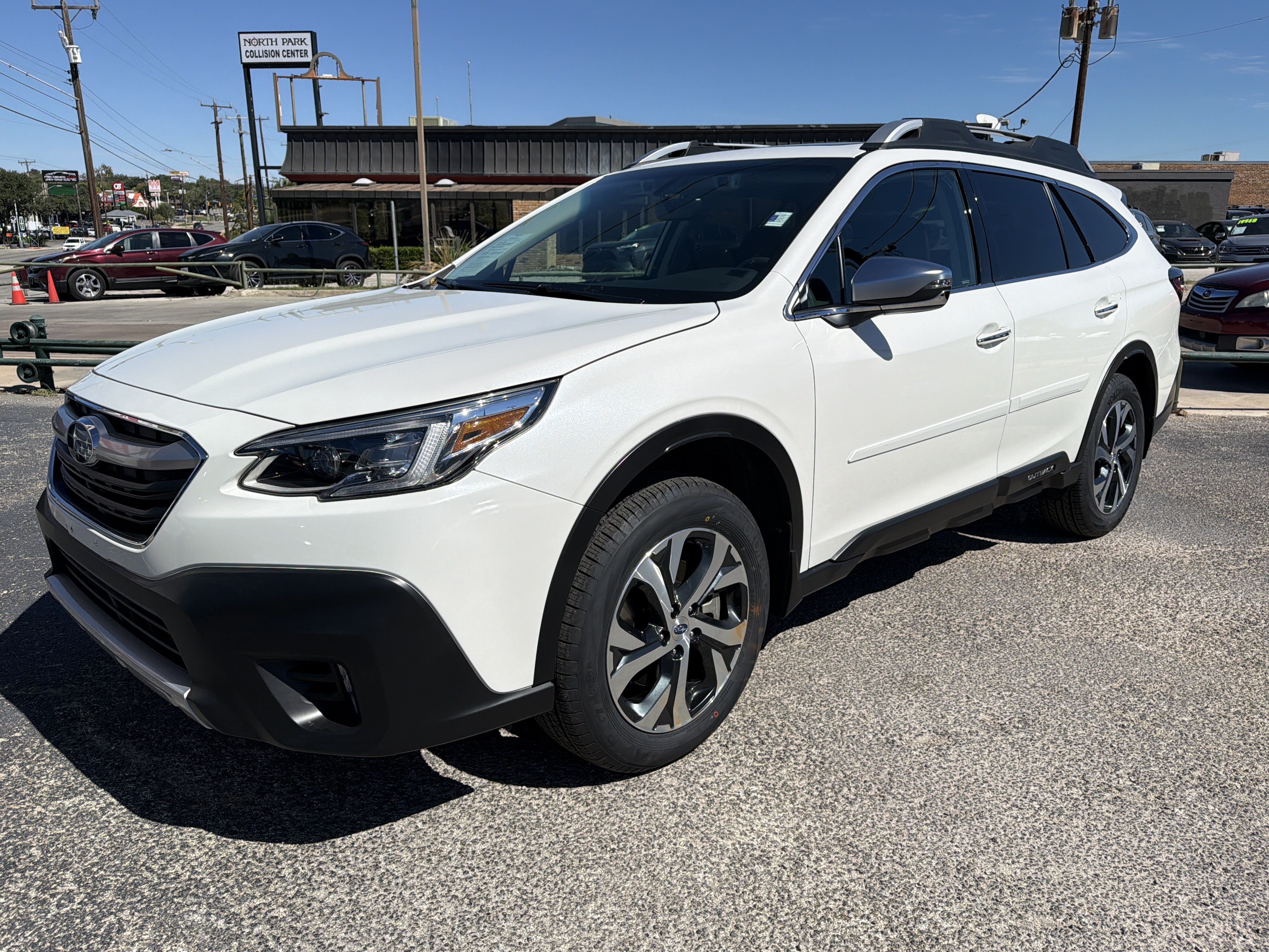 Certified 2021 Subaru Outback Touring AWD/4WD image 7
