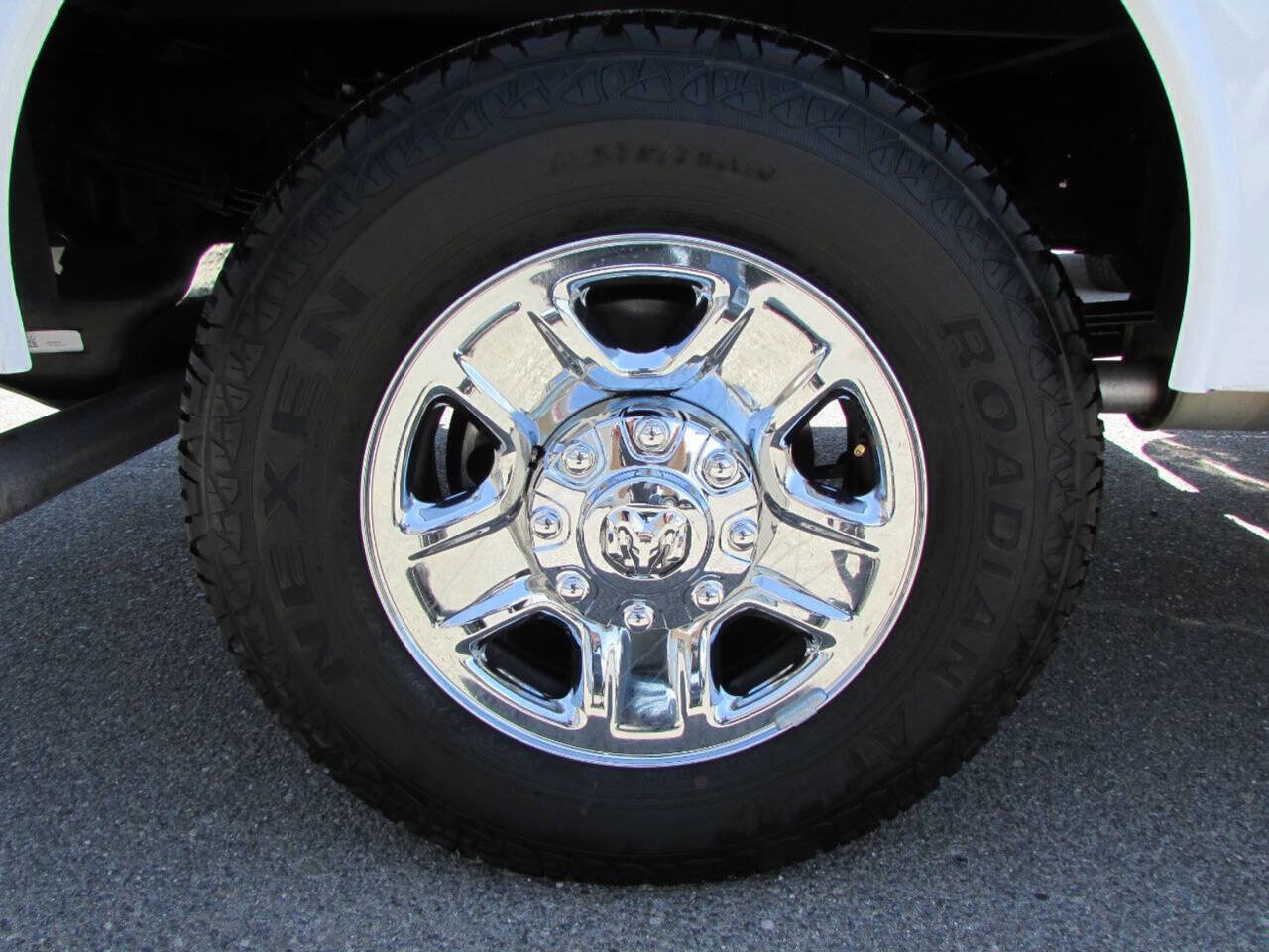 Used 2024 RAM 3500 SLT w/ Quick Order Package 2GG SLT image 17
