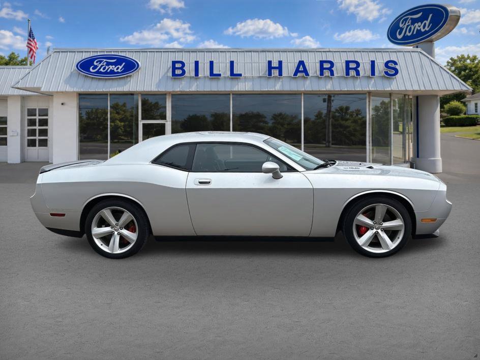 Used 2009 Dodge Challenger SRT8 w/ SRT Option Group II RWD image 5