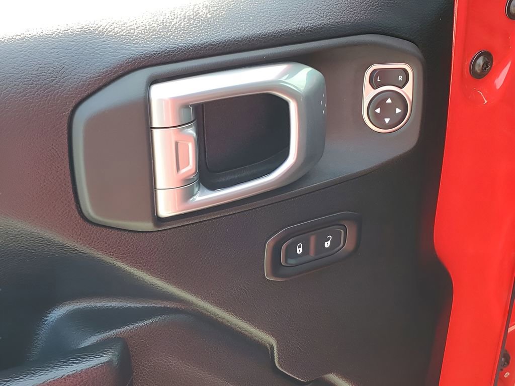 Used 2022 Jeep Wrangler Unlimited Rubicon image 45