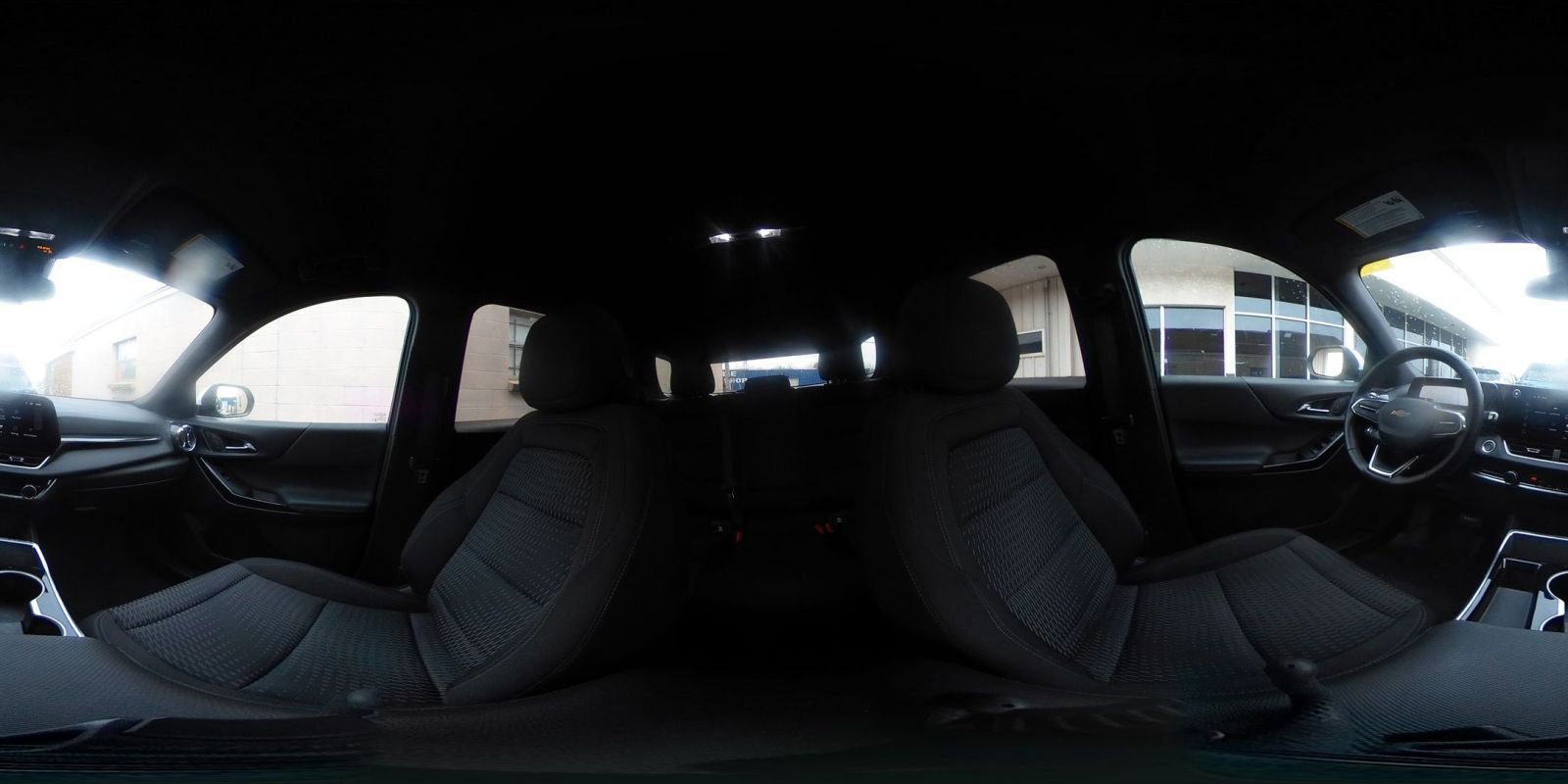 Used 2025 Chevrolet Equinox LT image 41