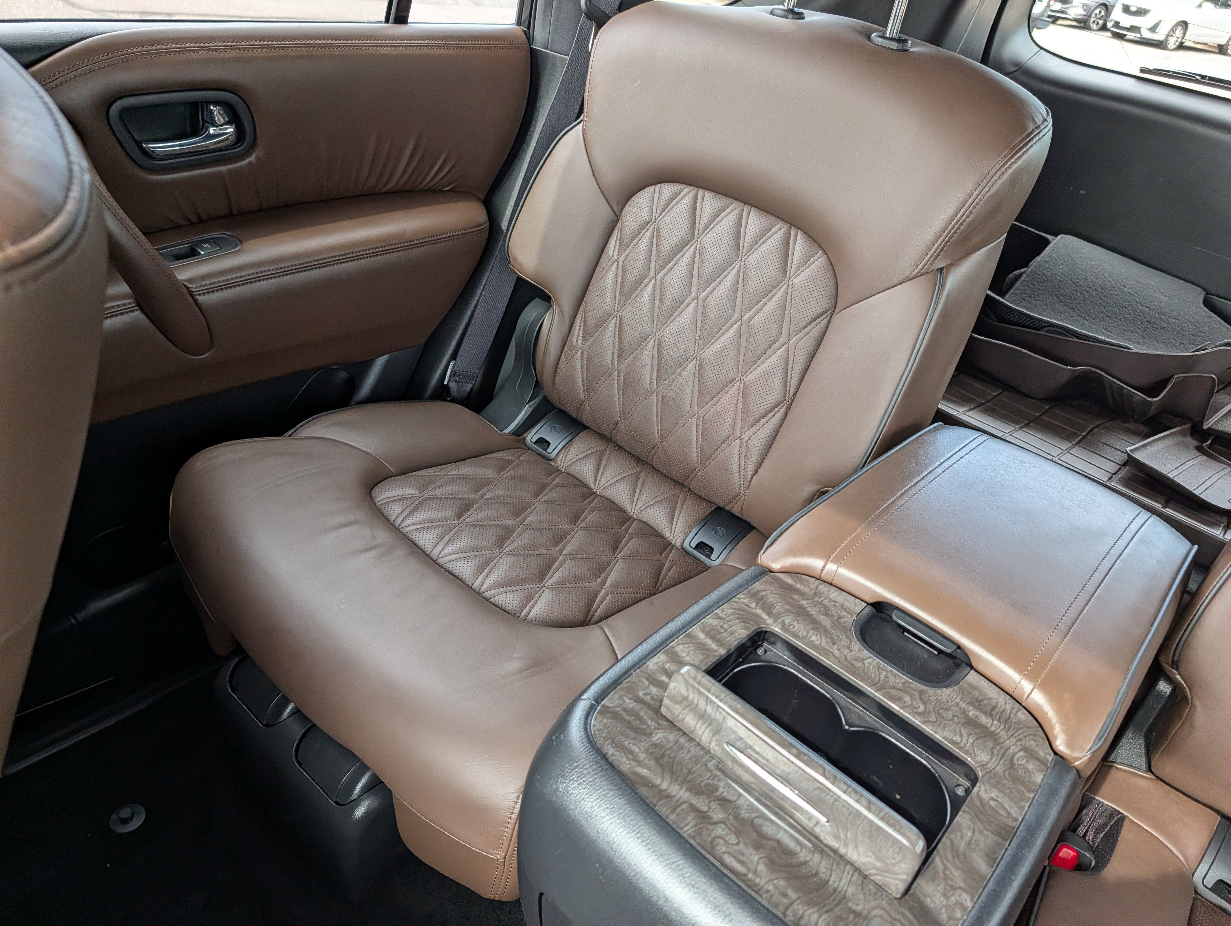 Used 2023 Nissan Armada Platinum w/ Captain's Chairs Package AWD/4WD image 12