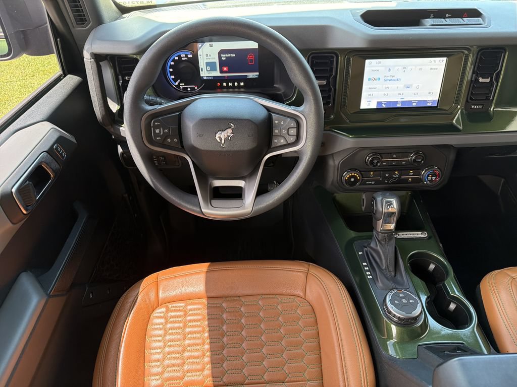 Used 2022 Ford Bronco 4-Door AWD/4WD image 19