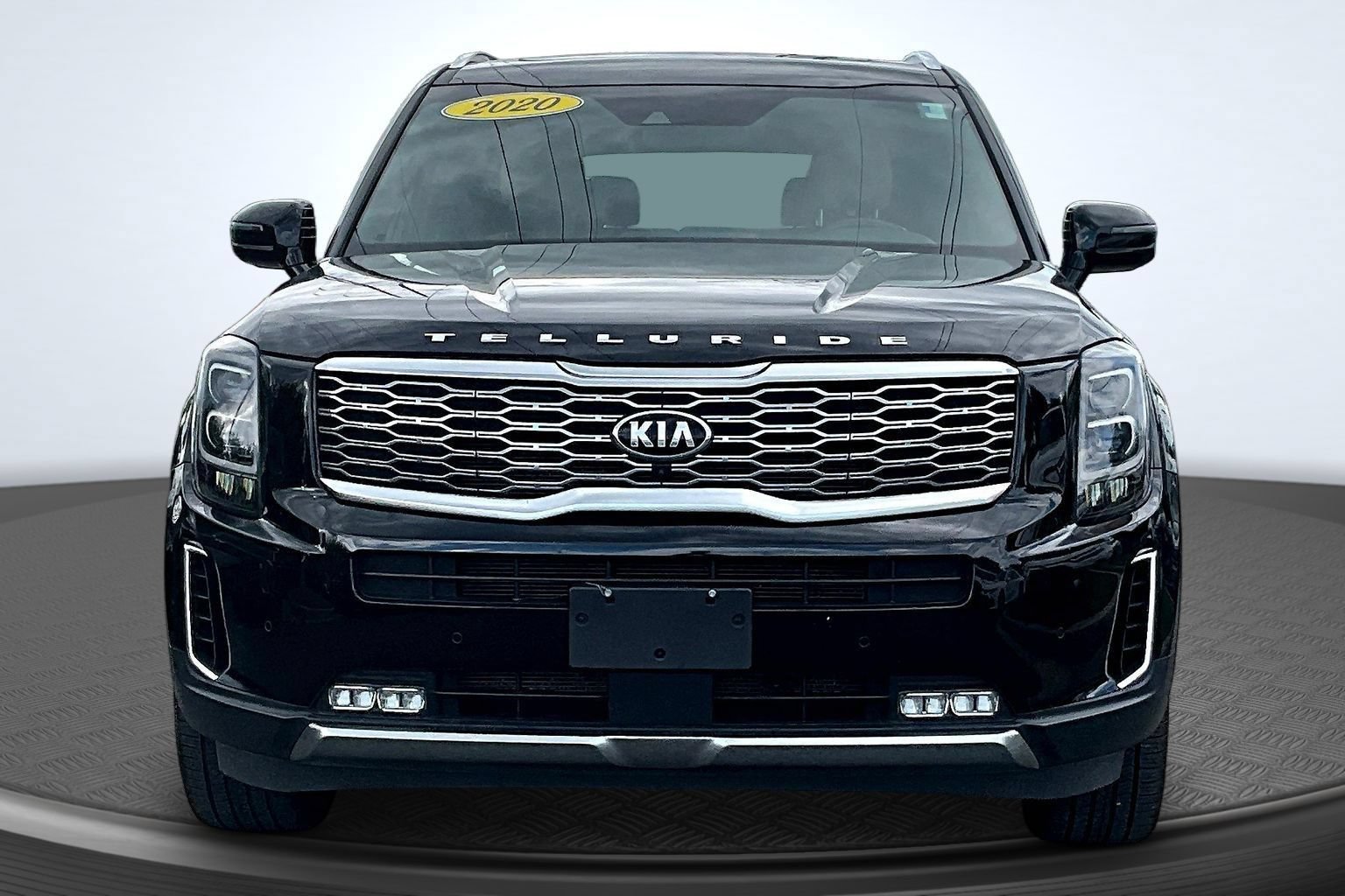 Used 2020 Kia Telluride SX w/ Towing Package FWD image 2