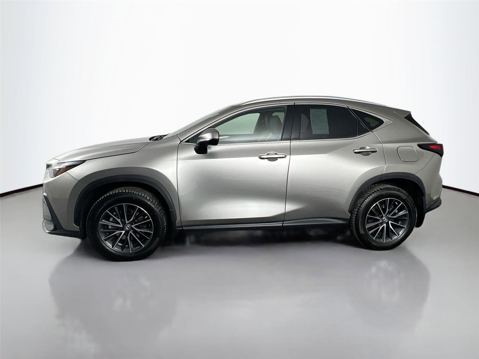 Used 2022 Lexus NX 350 AWD w/ Cold Area Package image 3