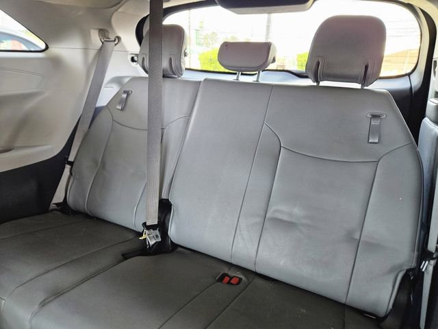Used 2023 Toyota Sienna XLE image 31